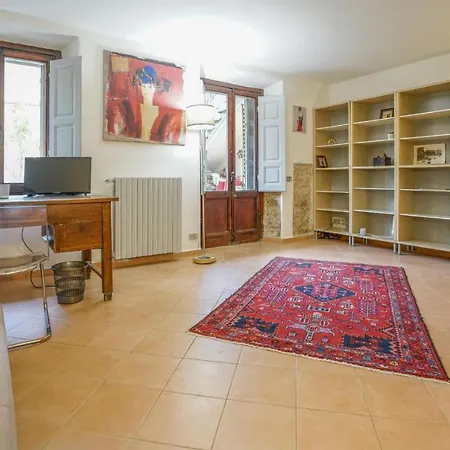 Apartment 1 Bedroom Stunning In *