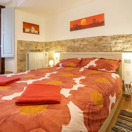1 Bedroom Stunning In